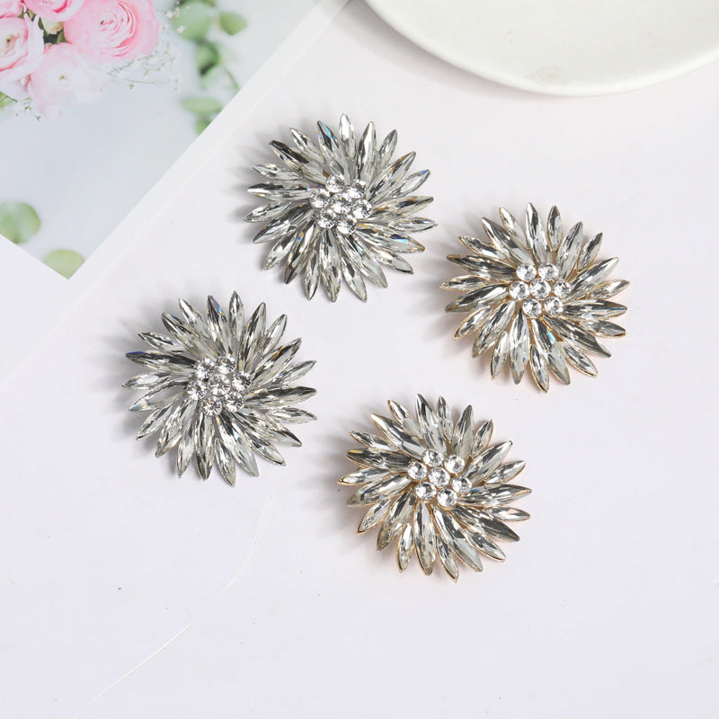 Women's Fashion Leisure Rhinestone Beautiful Flowers Modeling Earrings